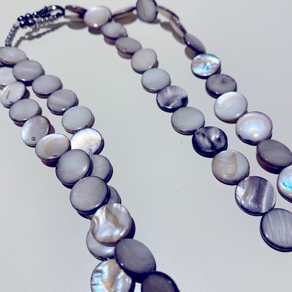 Chic Multi-Strand Shell Necklace - Picture 2 of 5